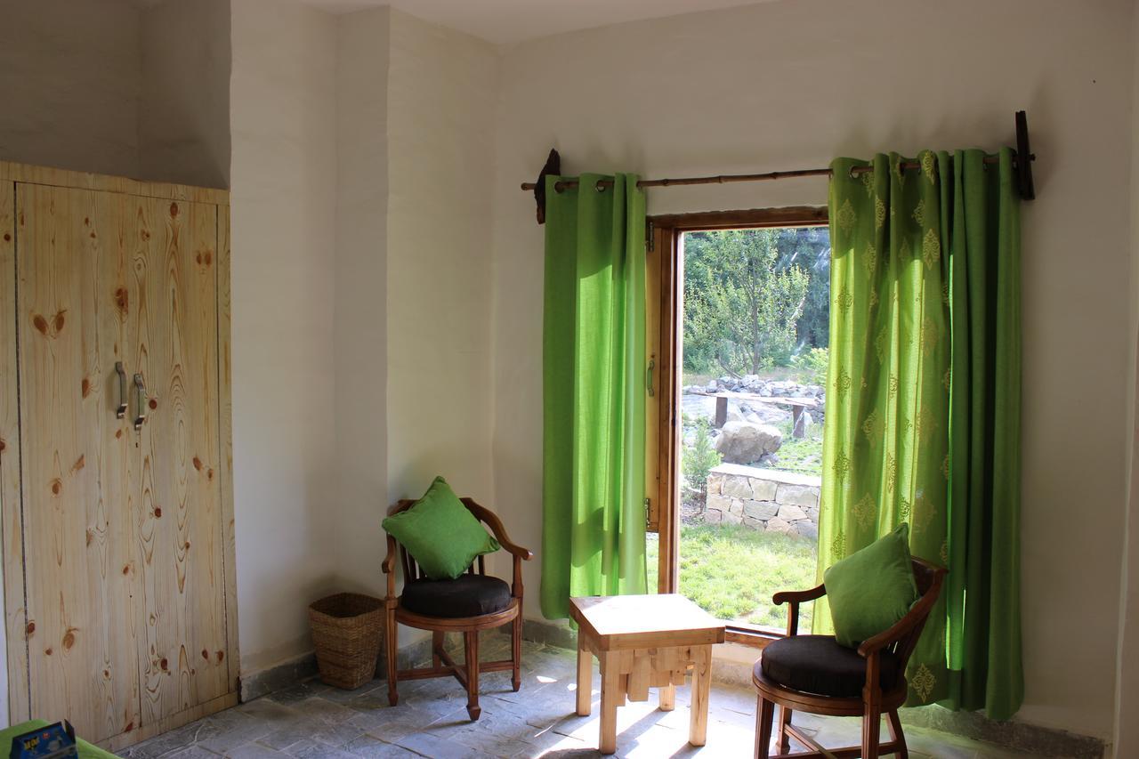 Tirthan Anglers' Retreat Banjār Esterno foto