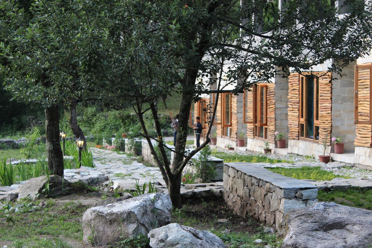 Tirthan Anglers' Retreat Banjār Esterno foto
